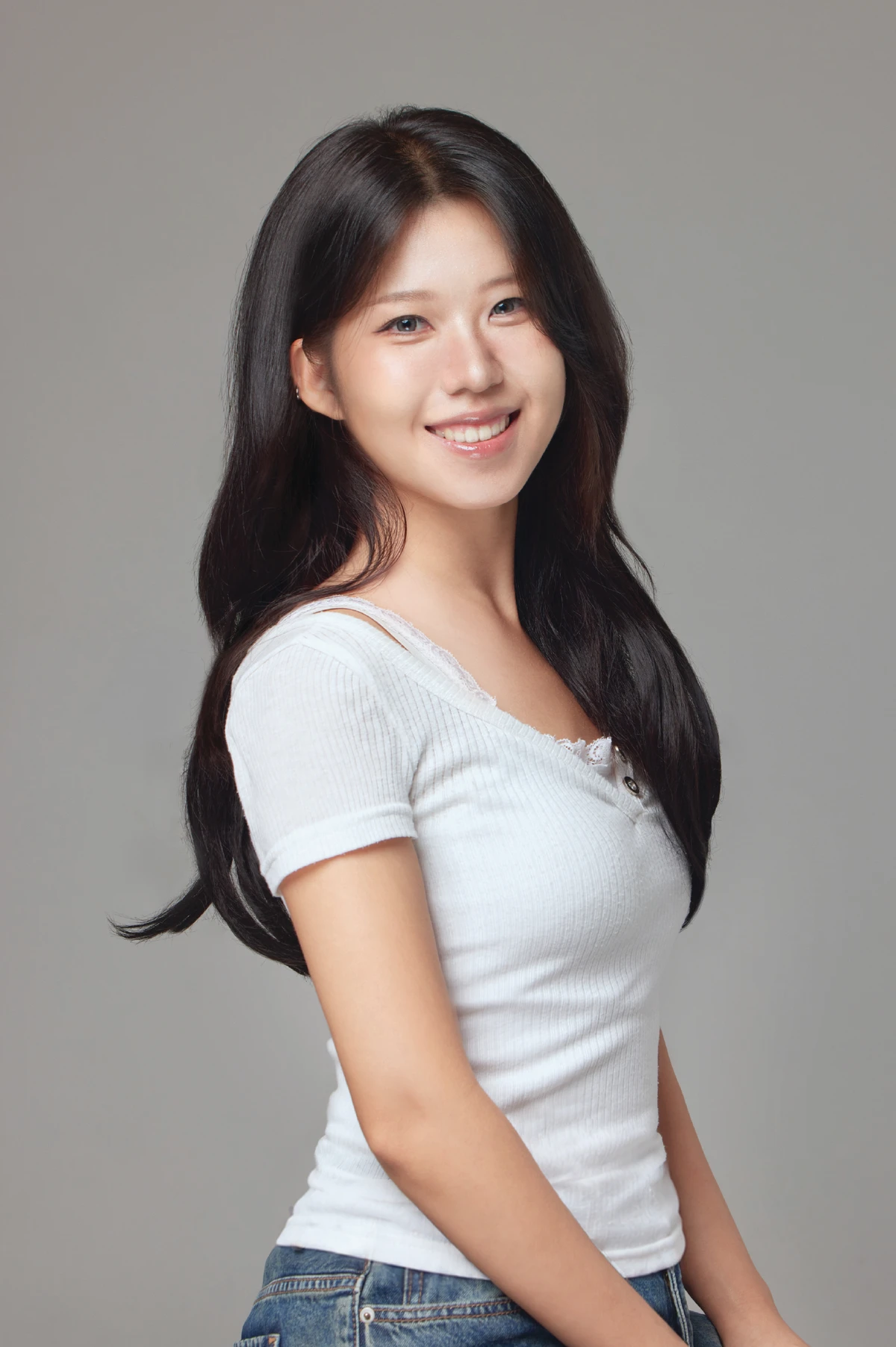 김민주